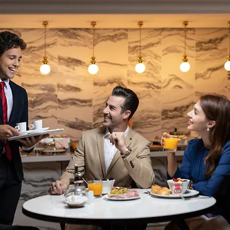 La Clef Champs-elysees By The Crest Collection 5* Paris