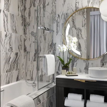 La Clef Champs-elysees By The Crest Collection Hotel