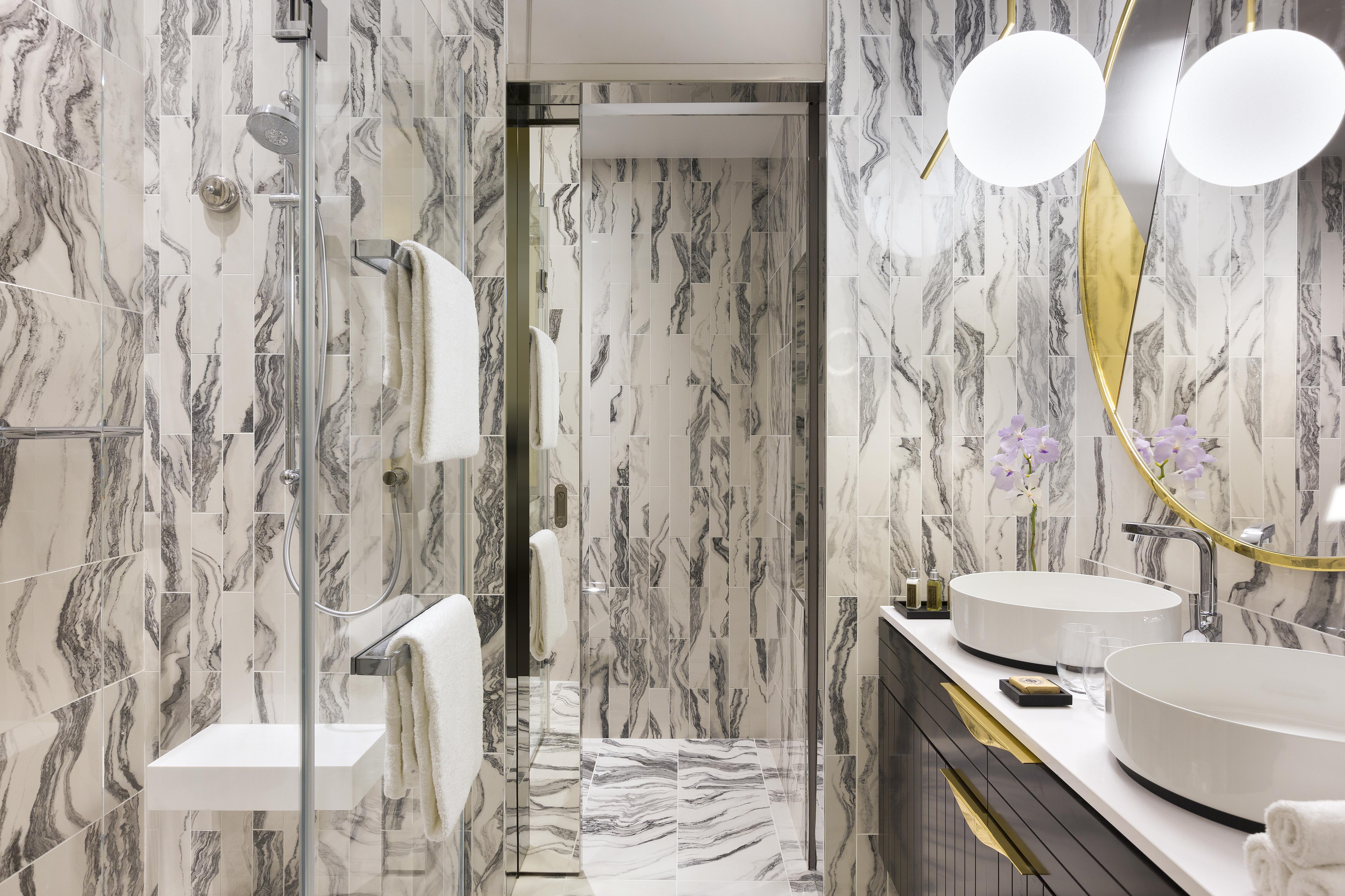 La Clef Champs-elysees By The Crest Collection