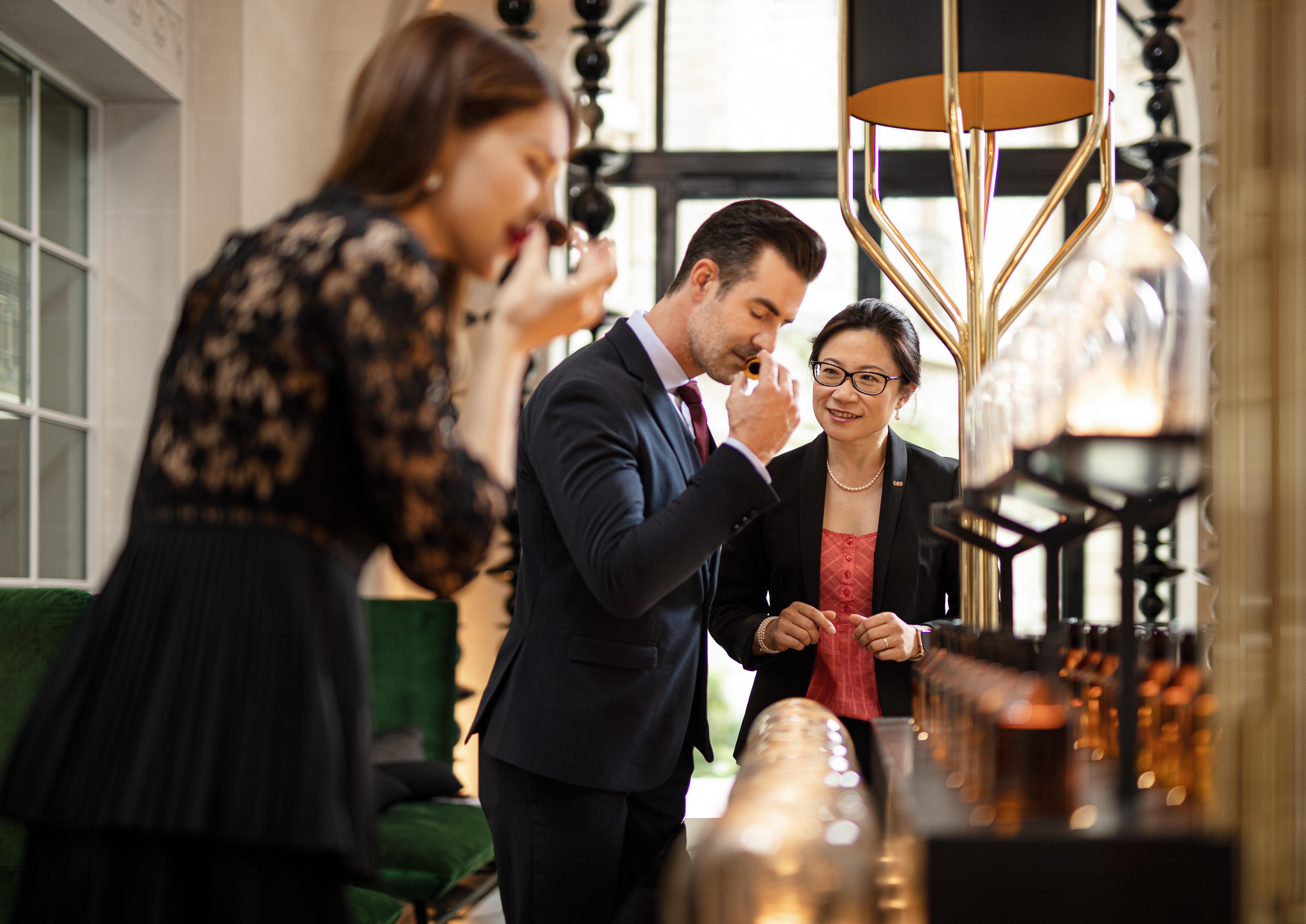 La Clef Champs-elysees By The Crest Collection 5*