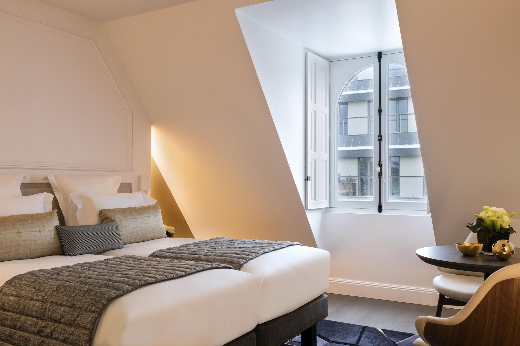 La Clef Champs-élysées By The Crest Collection Hotel