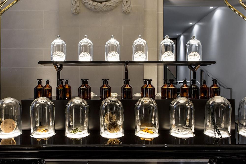 La Clef Champs-élysées By The Crest Collection Parigi