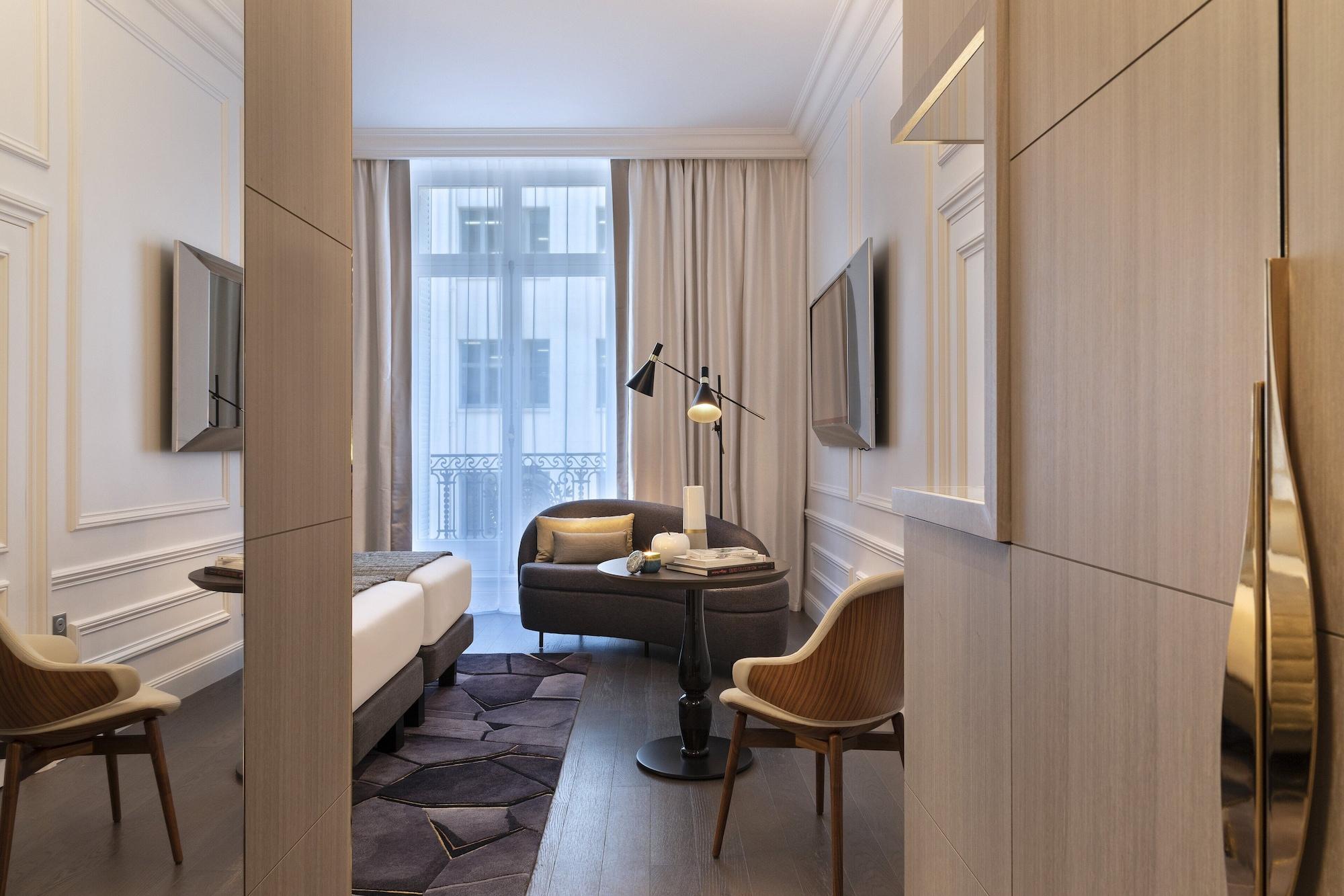 La Clef Champs-élysées By The Crest Collection