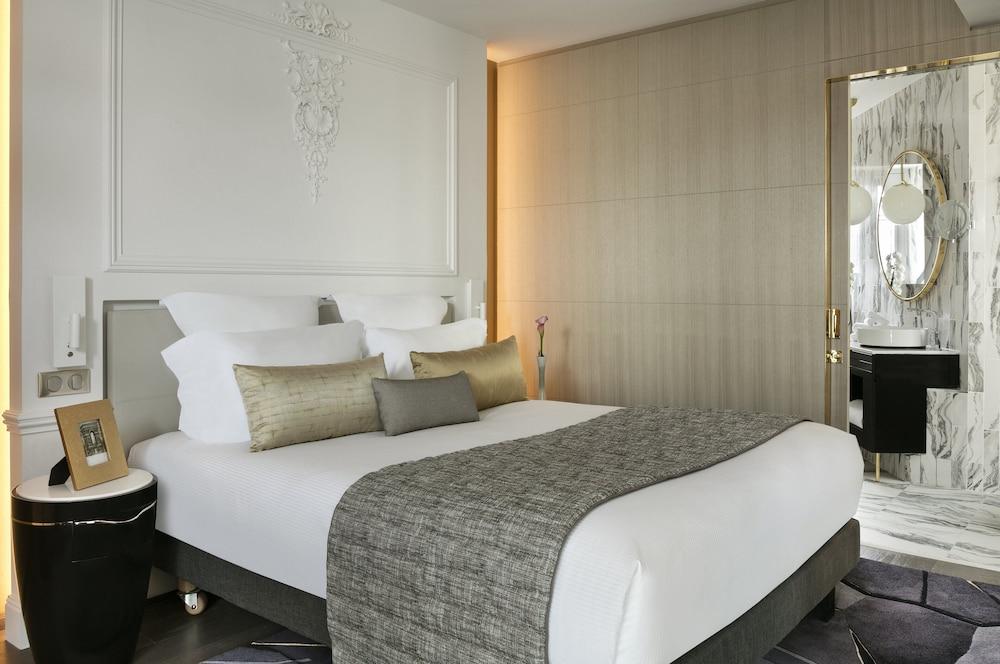 La Clef Champs-élysées By The Crest Collection