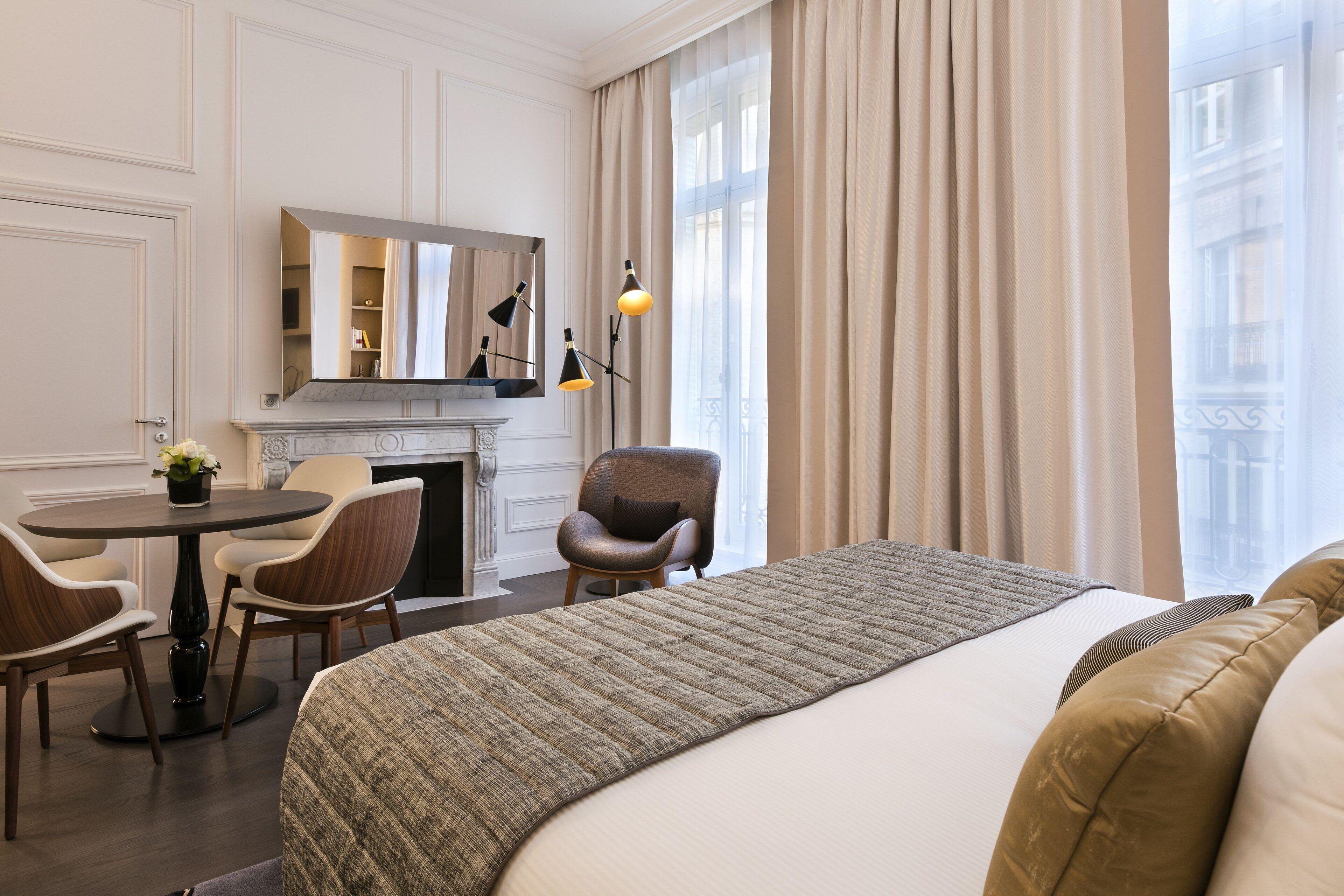 La Clef Champs-élysées By The Crest Collection Hotel Parigi